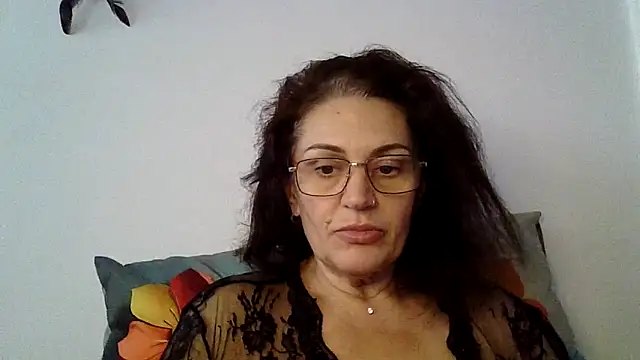 Snapshot of RubyyRosee chatting on 10-08-25, 01:31 RubyyRosee online show from 10-08-25, 01:31
