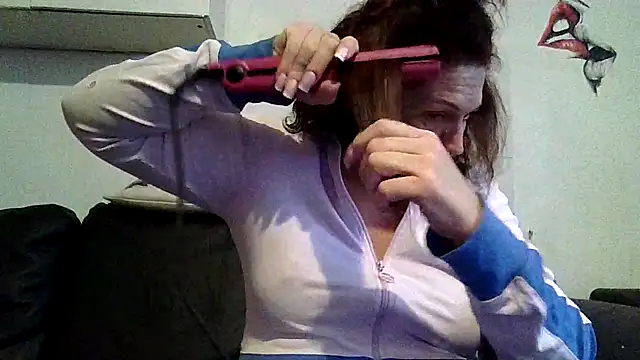 RubyyRosee online show from 04-22-26, 05:54