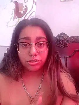 Snapshot of Lovelyrainn chatting on 11-09-25, 04:38 Lovelyrainn online show from 11-09-25, 04:38