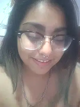 Snapshot of Lovelyrainn chatting on 11-10-25, 09:41 Lovelyrainn online show from 11-10-25, 09:41