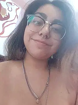 Snapshot of Lovelyrainn chatting on 12-16-25, 05:51 Lovelyrainn online show from 12-16-25, 05:51