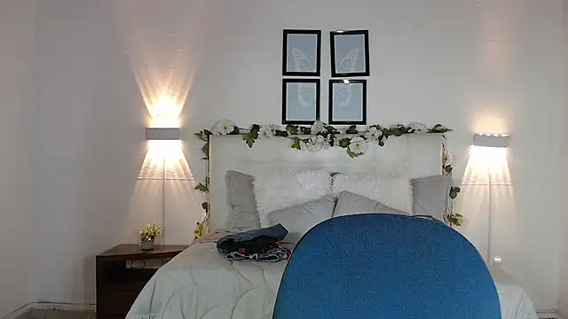 Megan 05  online show from 09-26-25, 06:01