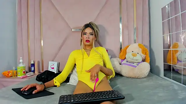 Snapshot of jazmin_waked chatting on 10-07-25, 02:53 jazmin waked online show from 10-07-25, 02:53