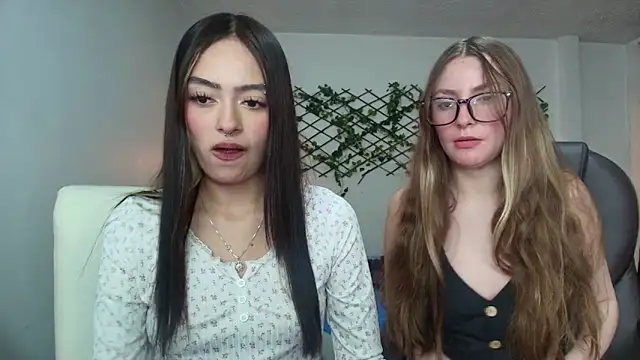 velvet  moon online show from 04-09-26, 01:05