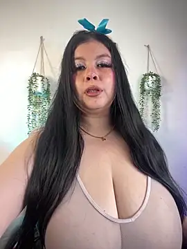 Angie lynn online show from 10-04-25, 05:33