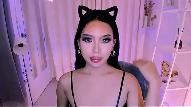 MS LUNA online show from 10-09-25, 01:14