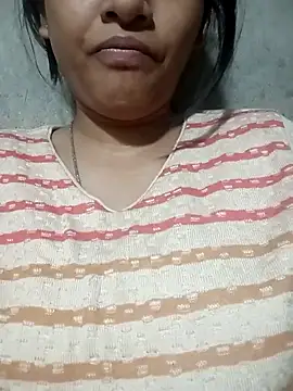 Snapshot of Snehabeauti chatting on 11-10-25, 07:02 Snehabeauti online show from 11-10-25, 07:02