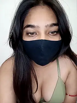 Snapshot of Snehabeauti chatting on 02-02-26, 09:30 Snehabeauti online show from 02-02-26, 09:30