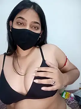 Snapshot of Snehabeauti chatting on 03-30-26, 03:51 Snehabeauti online show from 03-30-26, 03:51