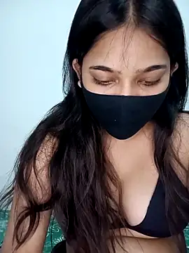 Snapshot of Snehabeauti chatting on 04-21-26, 04:12 Snehabeauti online show from 04-21-26, 04:12
