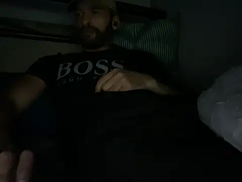 Snapshot of majorb121 chatting on 11-01-25, 08:22 majorb121 online show from 11-01-25, 08:22