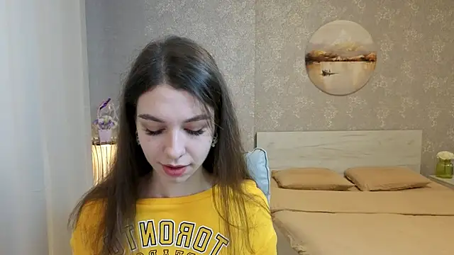 Snapshot of KellyShines chatting on 04-26-26, 03:10 KellyShines online show from 04-26-26, 03:10