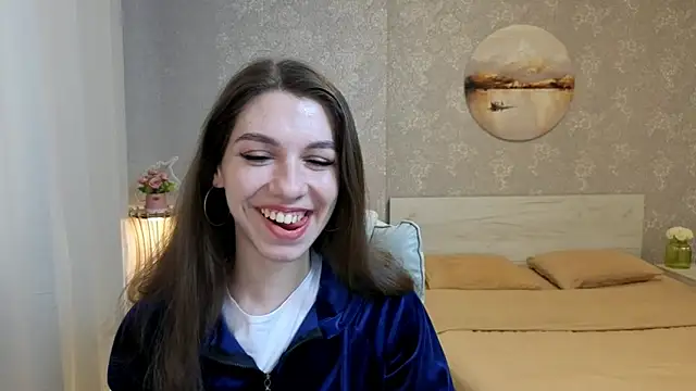 Snapshot of KellyShines chatting on 05-06-26, 03:17 KellyShines online show from 05-06-26, 03:17