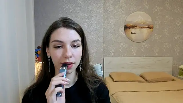 Snapshot of KellyShines chatting on 05-21-26, 04:14 KellyShines online show from 05-21-26, 04:14