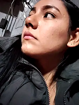 Megara 25 online show from 03-25-26, 12:05