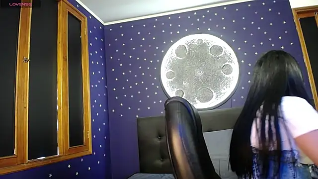 Megara 25 online show from 04-28-26, 05:29