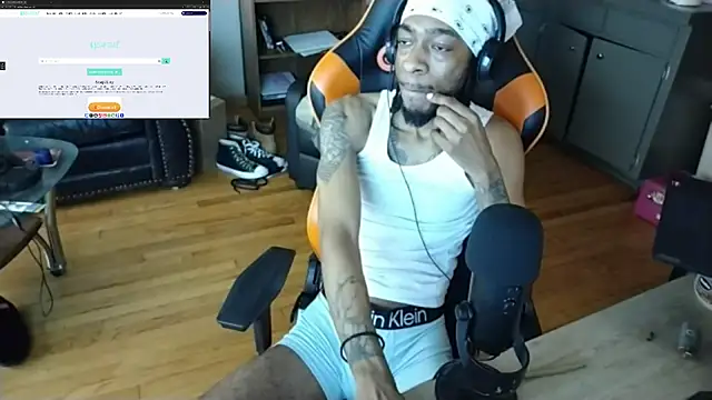 Snapshot of KasanovaFrankenstein chatting on 11-08-25, 07:12 KasanovaFrankenstein online show from 11-08-25, 07:12