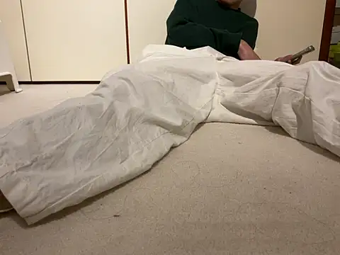 lucasdick18 online show from 10-28-25, 04:42