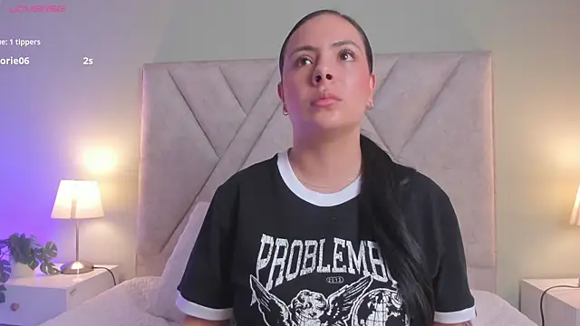 angelica cross  online show from 05-23-26, 08:35