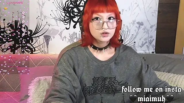 Snapshot of mia__yui chatting on 09-25-25, 08:01 mia  yui online show from 09-25-25, 08:01