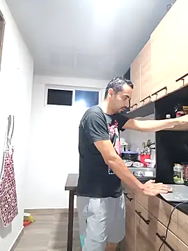 stivenlujan69 online show from 10-28-25, 01:53