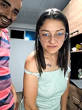 stivenlujan69 online show from 11-11-25, 02:00