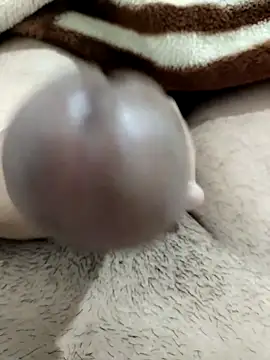 Snapshot of Zepe_12 chatting on 12-15-25, 11:25 Zepe 12 online show from 12-15-25, 11:25