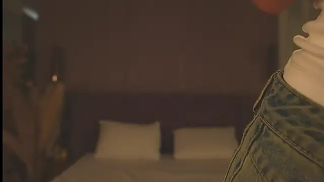 AdoraCortes online show from 04-24-26, 05:10