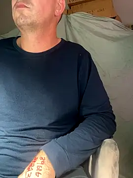 Snapshot of 2playforeplay chatting on 11-29-25, 11:46 2playforeplay online show from 11-29-25, 11:46