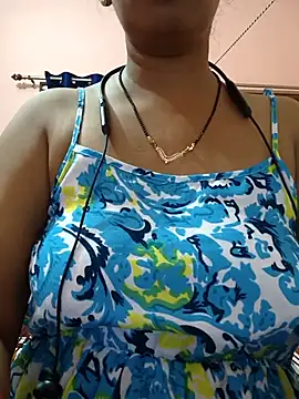 Snapshot of Sonalihot_ chatting on 09-22-25, 06:15 Sonalihot  online show from 09-22-25, 06:15