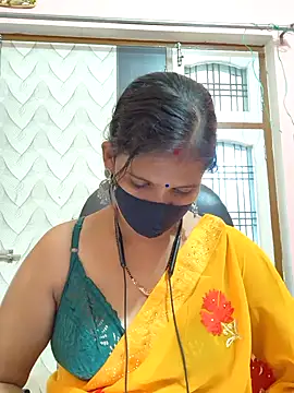 Snapshot of Sonalihot_ chatting on 09-24-25, 06:06 Sonalihot  online show from 09-24-25, 06:06