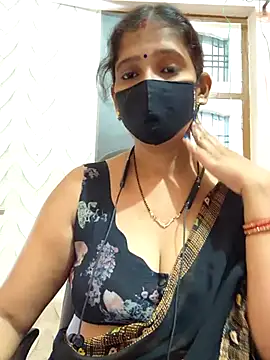 Snapshot of Sonalihot_ chatting on 09-29-25, 06:29 Sonalihot  online show from 09-29-25, 06:29