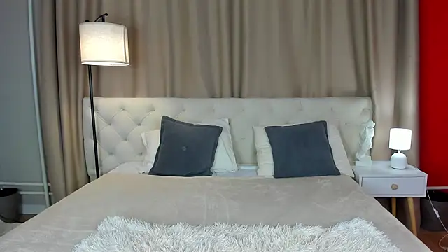 Marie Ellie online show from 02-18-26, 01:34