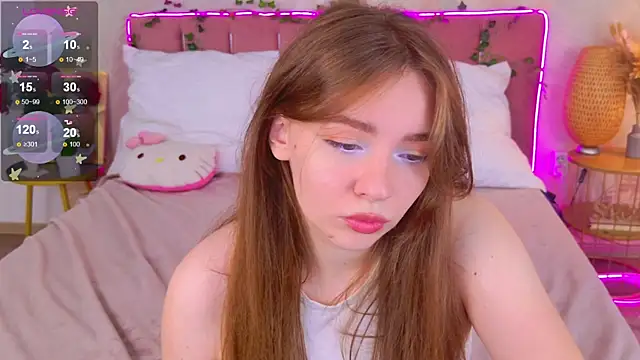 Snapshot of Moon__Bunny chatting on 09-20-25, 03:24 Moon Bunny online show from 09-20-25, 03:24