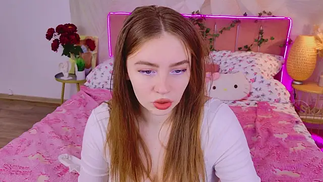 Snapshot of Moon__Bunny chatting on 10-03-25, 03:09 Moon Bunny online show from 10-03-25, 03:09