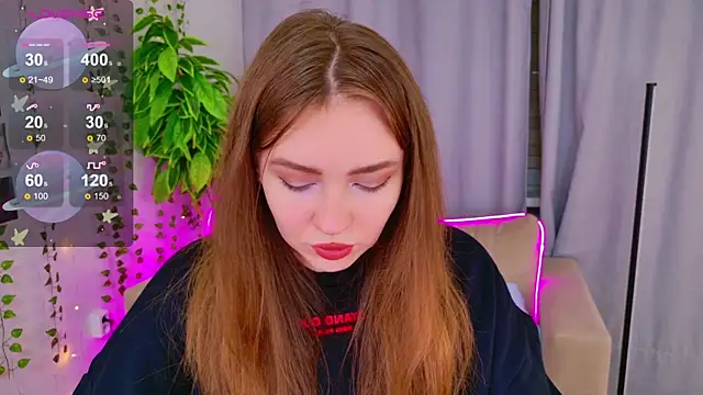 Snapshot of Moon__Bunny chatting on 10-16-25, 03:24 Moon Bunny online show from 10-16-25, 03:24