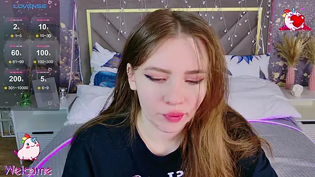 Snapshot of Moon__Bunny chatting on 02-13-26, 12:23 Moon Bunny online show from 02-13-26, 12:23