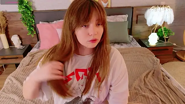 Snapshot of Moon__Bunny chatting on 05-23-26, 03:27 Moon Bunny online show from 05-23-26, 03:27