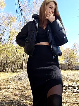 Snapshot of YOOUR_EVAA chatting on 10-08-25, 07:39 YOOUR EVAA online show from 10-08-25, 07:39