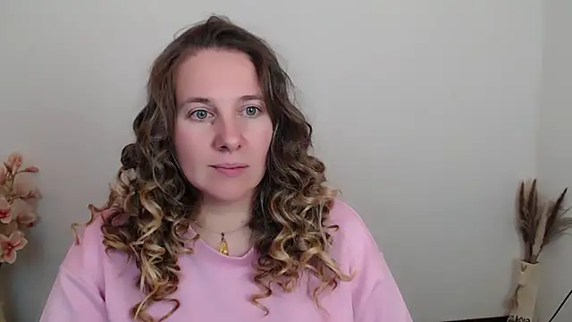 Snapshot of Darklure_ chatting on 10-07-25, 10:29 Darklure  online show from 10-07-25, 10:29