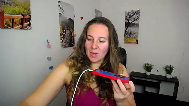 Snapshot of Darklure_ chatting on 10-15-25, 01:55 Darklure  online show from 10-15-25, 01:55