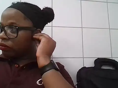 Snapshot of Sexybigassxx40 chatting on 09-09-25, 06:07 Sexybigassxx40 online show from 09-09-25, 06:07