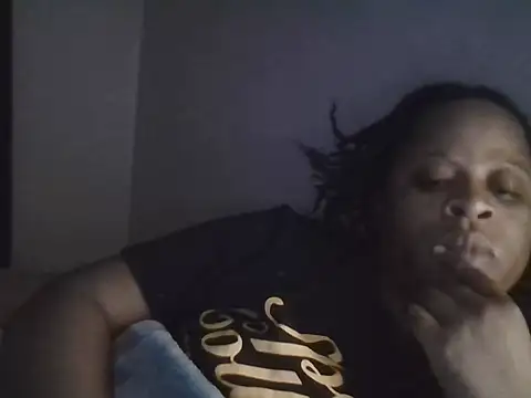 Snapshot of Sexybigassxx40 chatting on 09-29-25, 06:02 Sexybigassxx40 online show from 09-29-25, 06:02