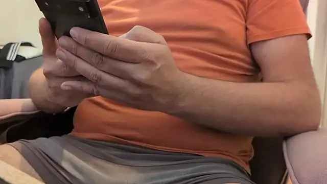 Jonpol74  online show from 04-27-26, 11:19