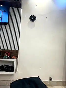 lily 5911 online show from 10-27-25, 05:17