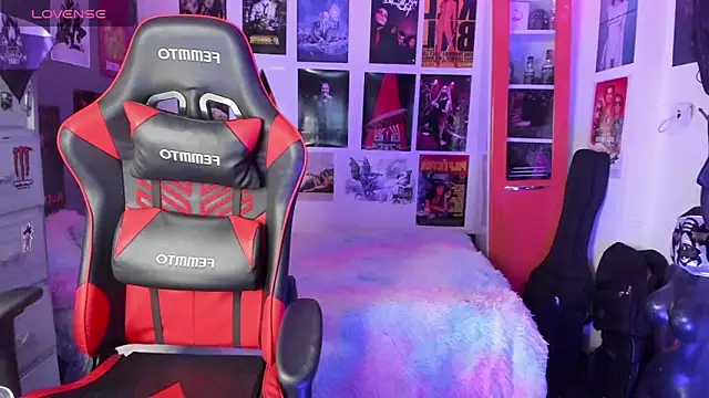 mistresscrowley666 online show from 10-26-25, 11:20