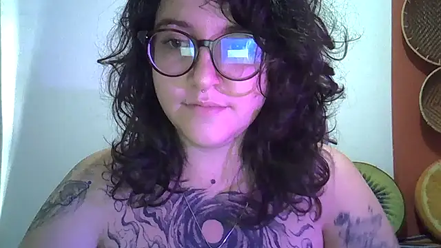 Blue Liz online show from 09-26-25, 12:09