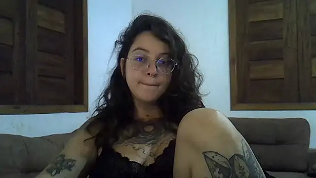 Blue Liz online show from 05-12-26, 08:28