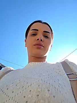 Snapshot of NaughtyChloe chatting on 09-14-25, 12:04 NaughtyChloe online show from 09-14-25, 12:04