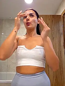 Snapshot of NaughtyChloe chatting on 09-17-25, 08:27 NaughtyChloe online show from 09-17-25, 08:27